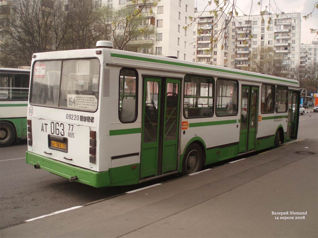 Moscow, LiAZ-5256.25 # 09220