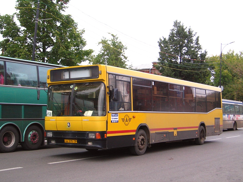 Udmurtia, NefAZ-5299 # АА 275 18