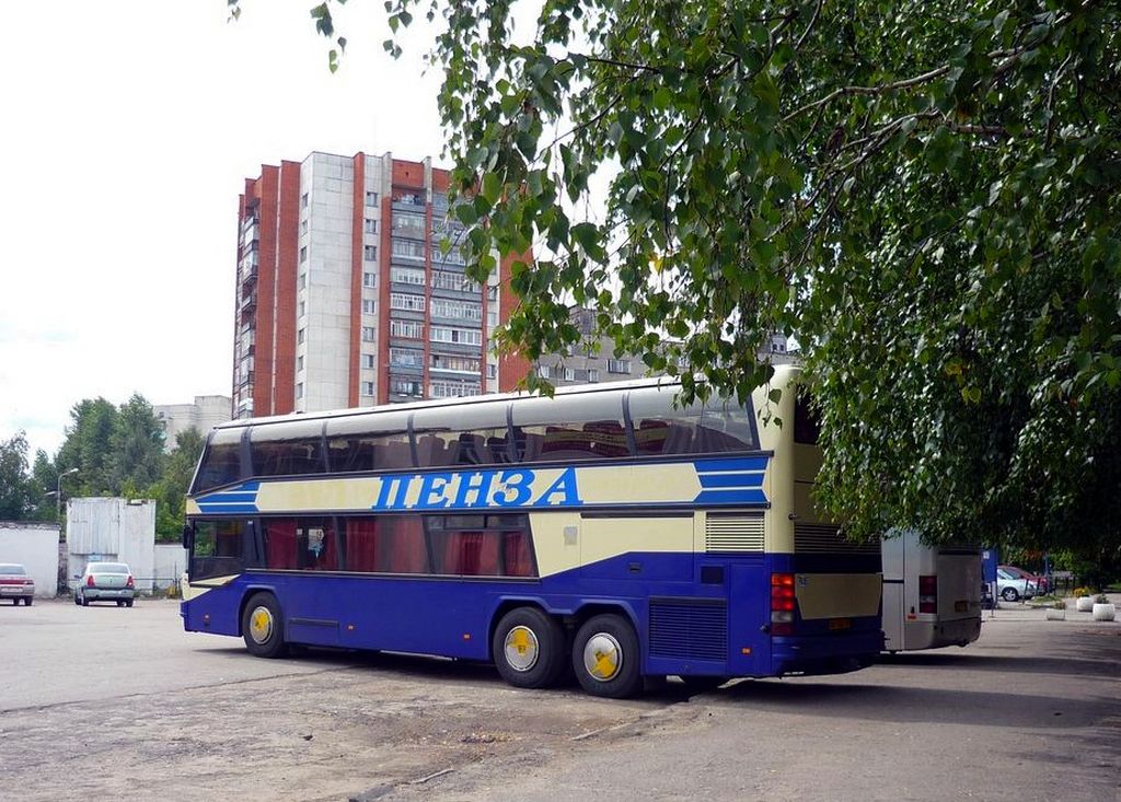 Penza region, Neoplan N122/3 Skyliner # АУ 166 58