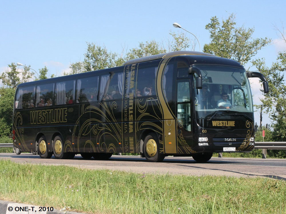 Moscow, MAN R08 Lion's Coach L RHC444 L # 03