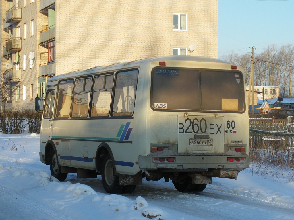 Pskov region, PAZ-32053 # В 260 ЕХ 60