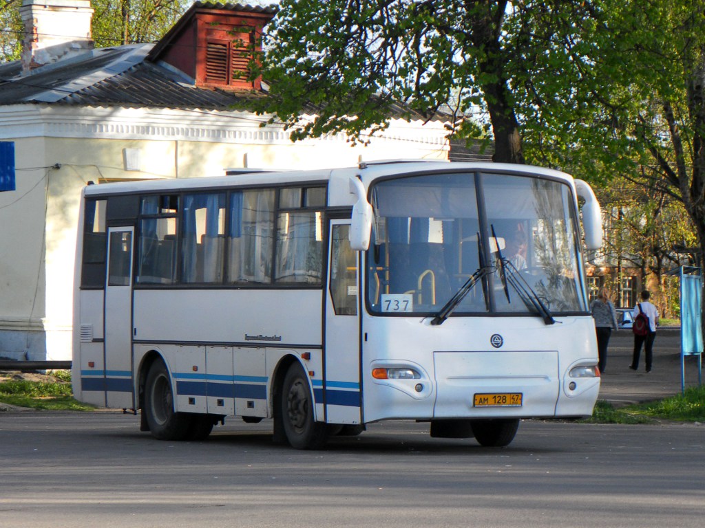 Leningrad region, KAvZ-4235-01 (1-1) # АМ 128 47