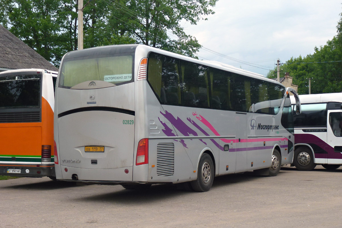 Moscow, Yutong ZK6129H # 02829