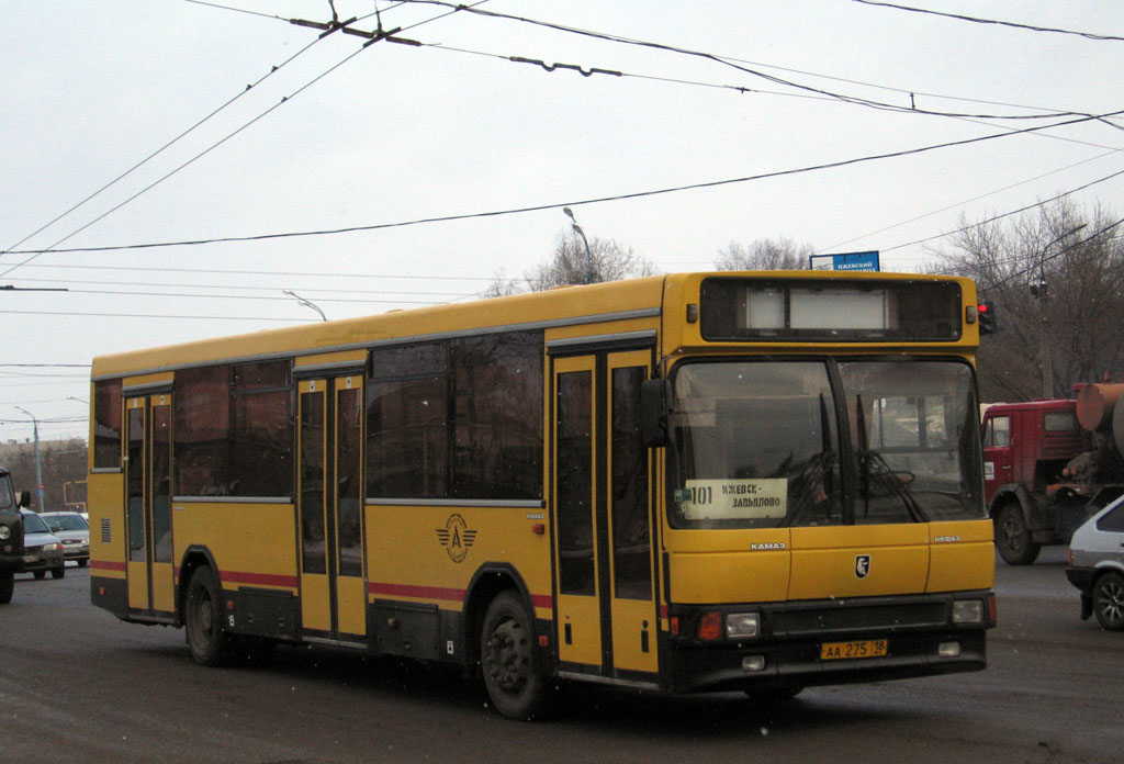 Udmurtia, NefAZ-5299 # АА 275 18