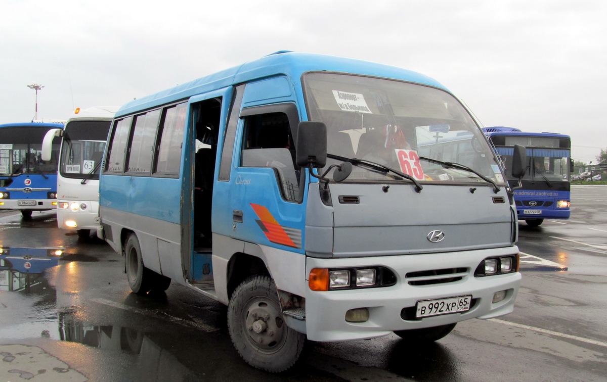 Сахалинская область, Hyundai Chorus № В 992 ХР 65 — Фото — Автобусный  транспорт