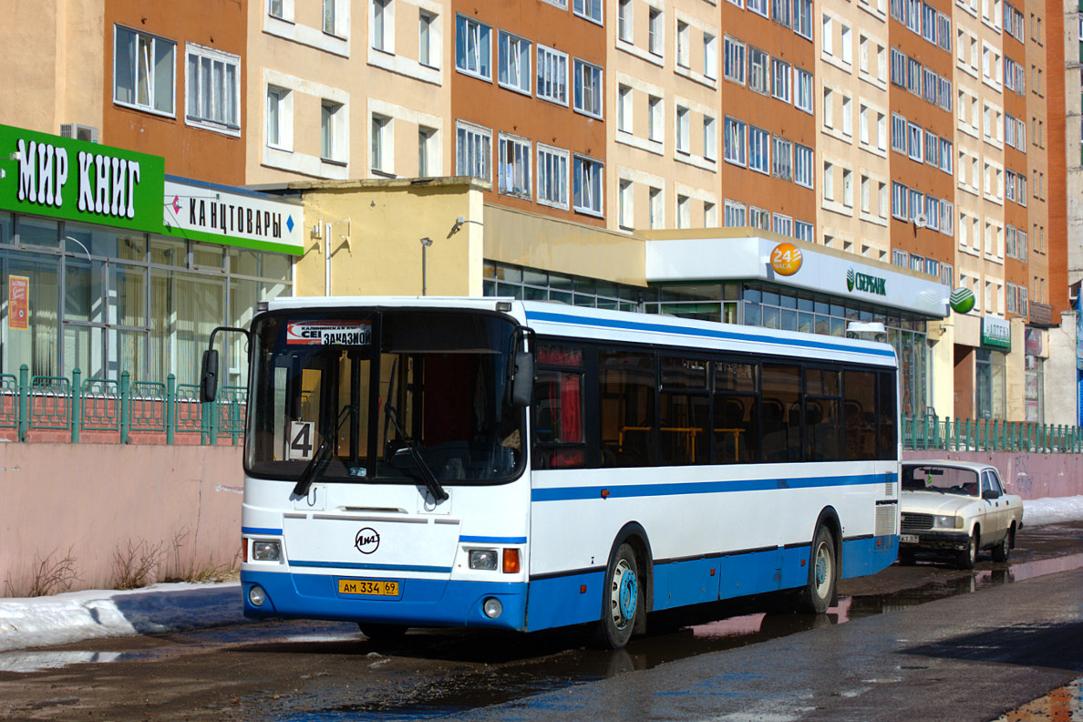 Tver region, LiAZ-5256.36 # АМ 334 69