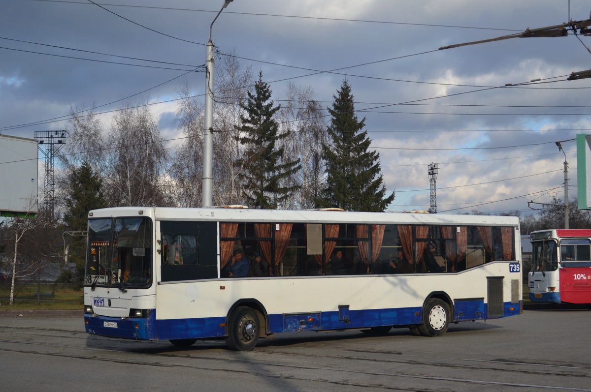 Omsk region, NefAZ-5299-20-15 # 735