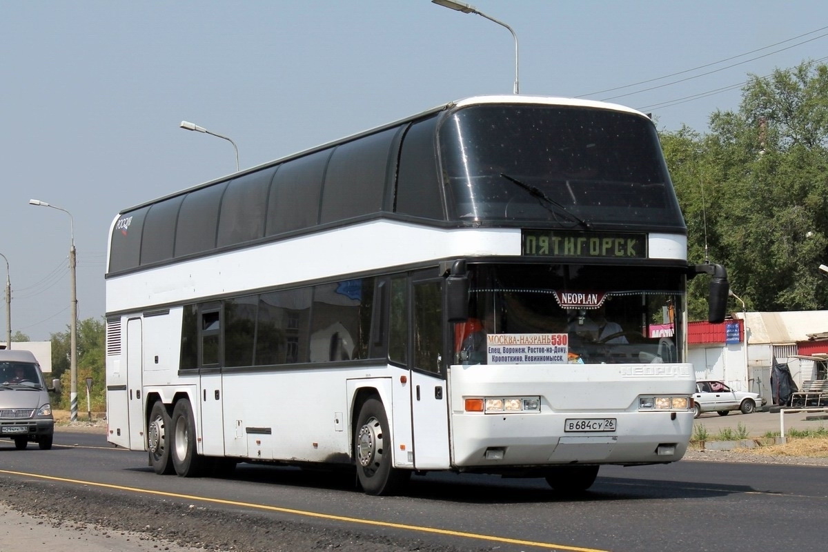 Ингушетия, Neoplan N122/3L Skyliner № В 684 СУ 26 — Фото — Автобусный  транспорт