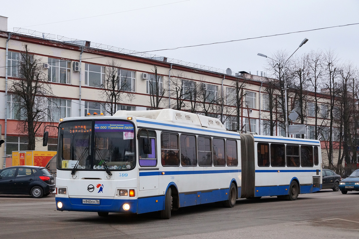 Novgorod region, LiAZ-6212.70 # 399