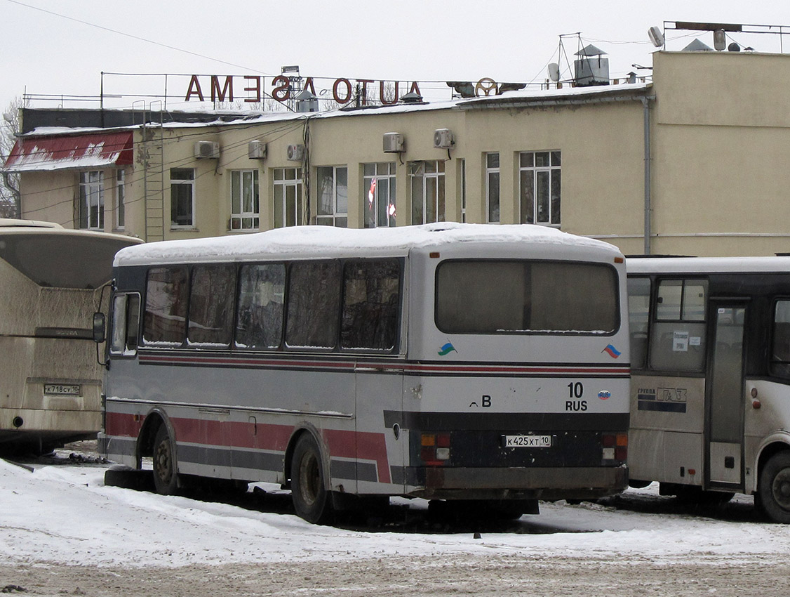 Karelia, Wiima M303 # К 425 ХТ 10