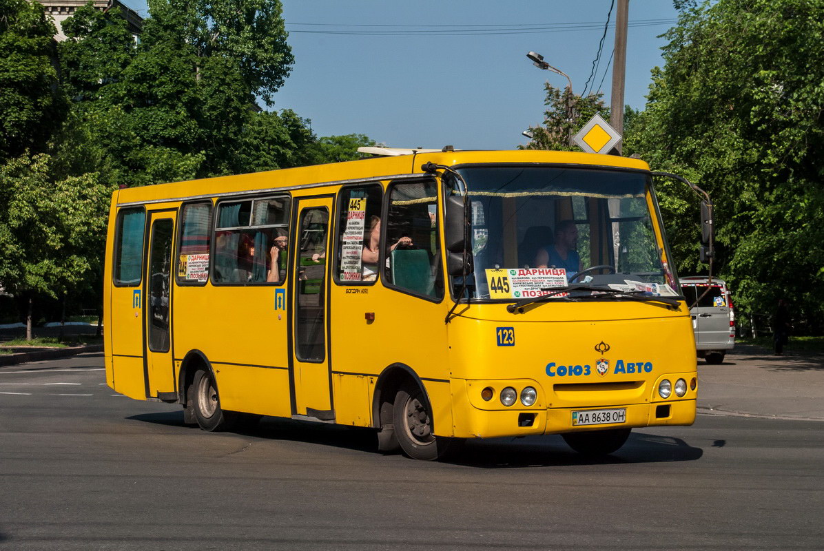 Киев, Богдан А092 (Y99-C39) № 123 — Фото — Автобусный транспорт