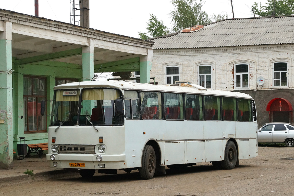 Kirov region, LAZ-699R # АК 290 43