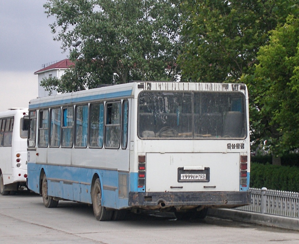 Krasnodar region, LiAZ-5256.00-11 # Т 999 ЕР 123