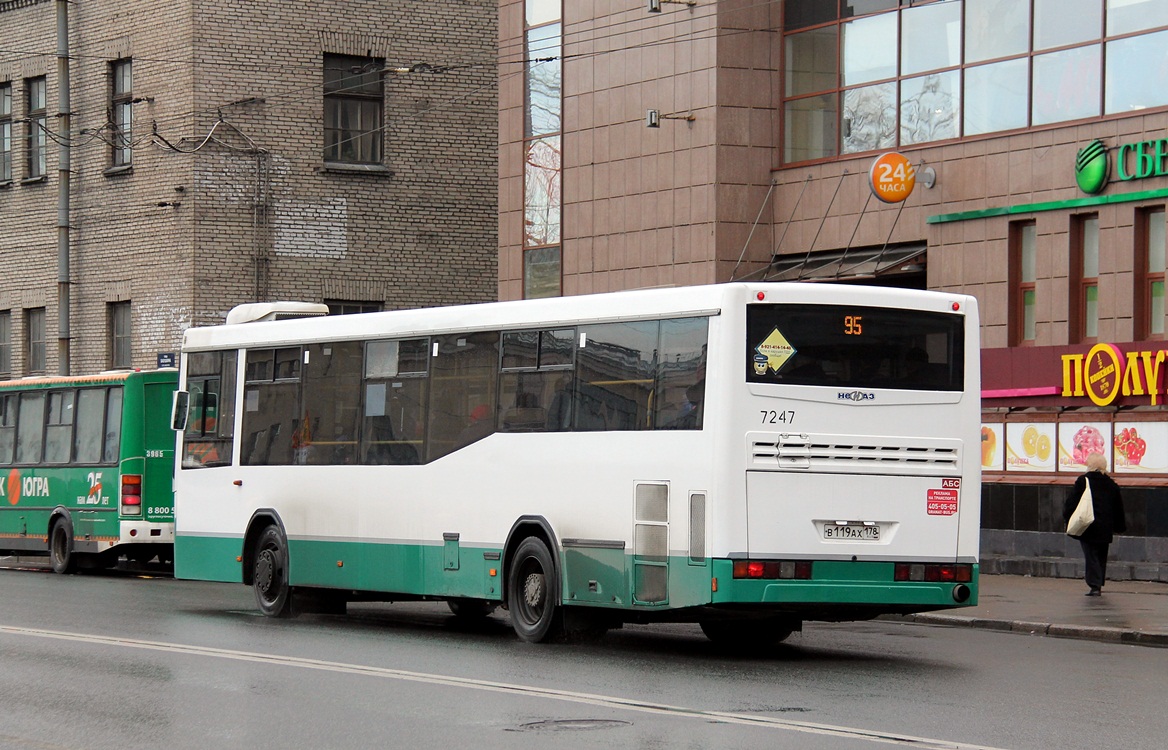 Saint Petersburg, NefAZ-5299-30-32 # 7247