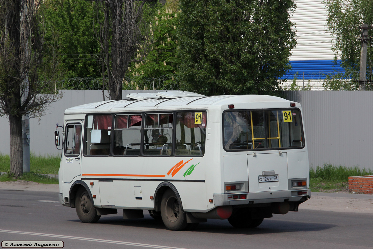 Voronezh region, PAZ-32054 # Х 124 ХС 36