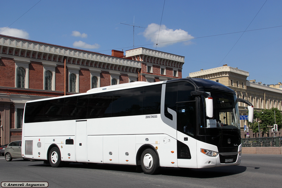 Saint Petersburg, Zhong Tong LCK6127H ComPass # Р 132 РА 178