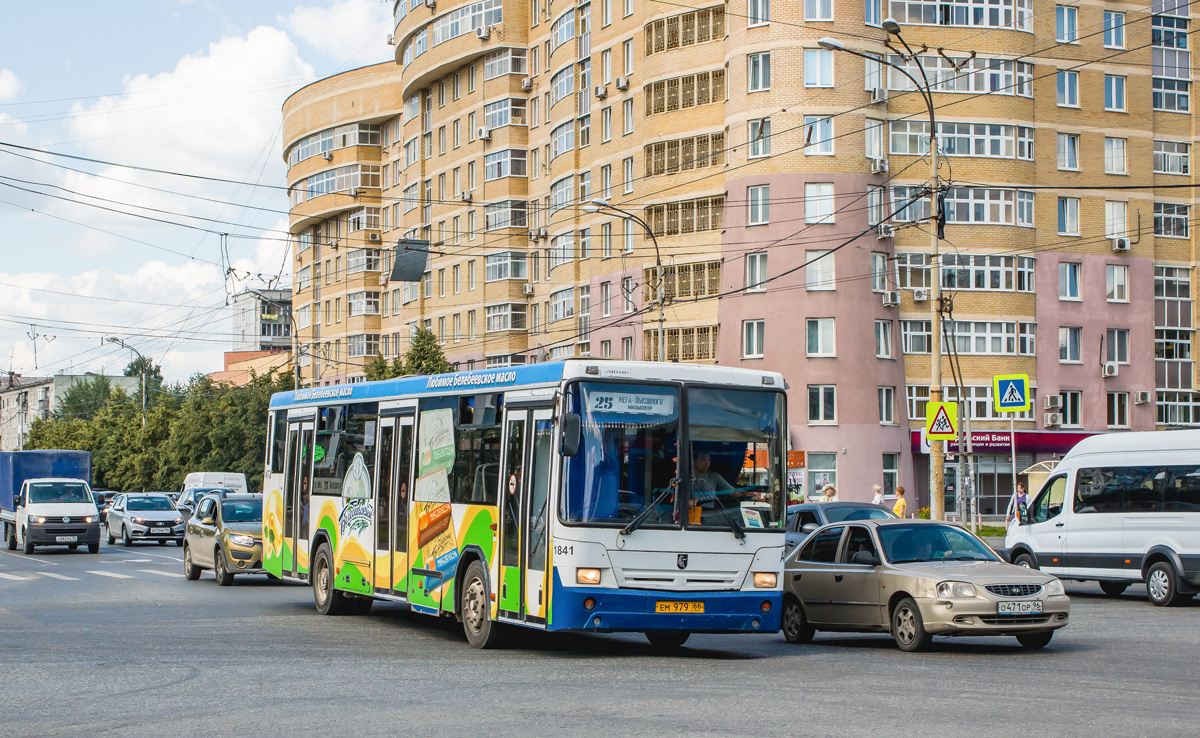 Sverdlovsk region, NefAZ-5299-20-32 # 1841