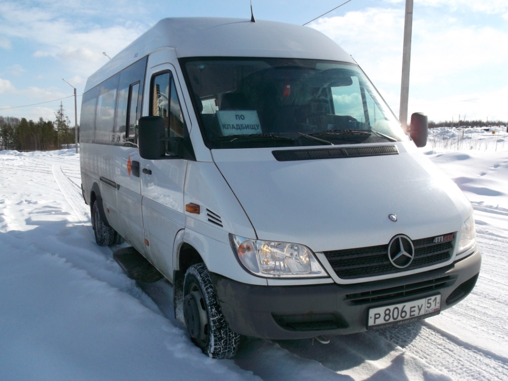 Мурманская область, Луидор-223237 (MB Sprinter Classic) № Р 806 ЕУ 51 —  Фото — Автобусный транспорт