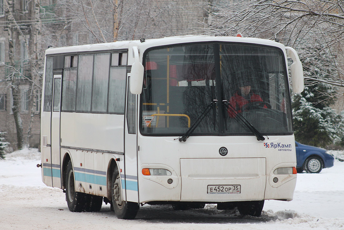 Вологодская область, КАвЗ-4235-42 № Е 452 ОР 35 — Фото — Автобусный  транспорт