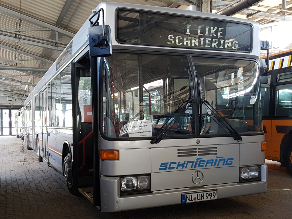 Lower Saxony, Mercedes-Benz O405GN2 # NI-UN 999