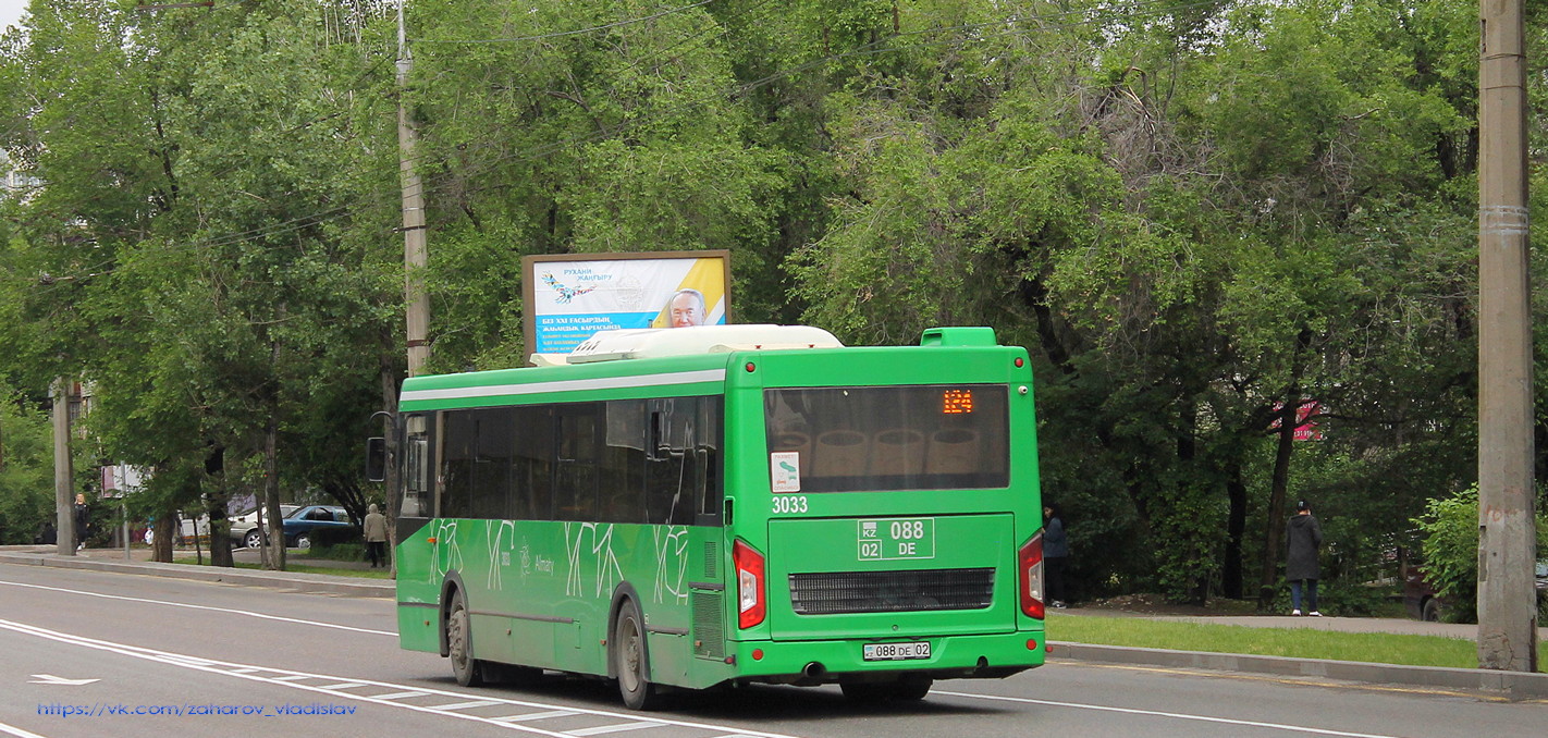 Almaty, LiAZ-5293.60 # 3033