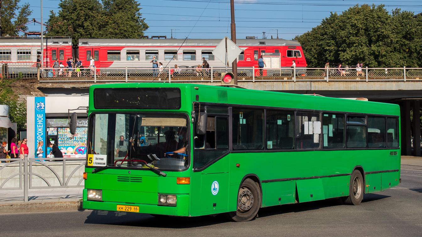 Sverdlovsk region, Mercedes-Benz O405N # КМ 229 66