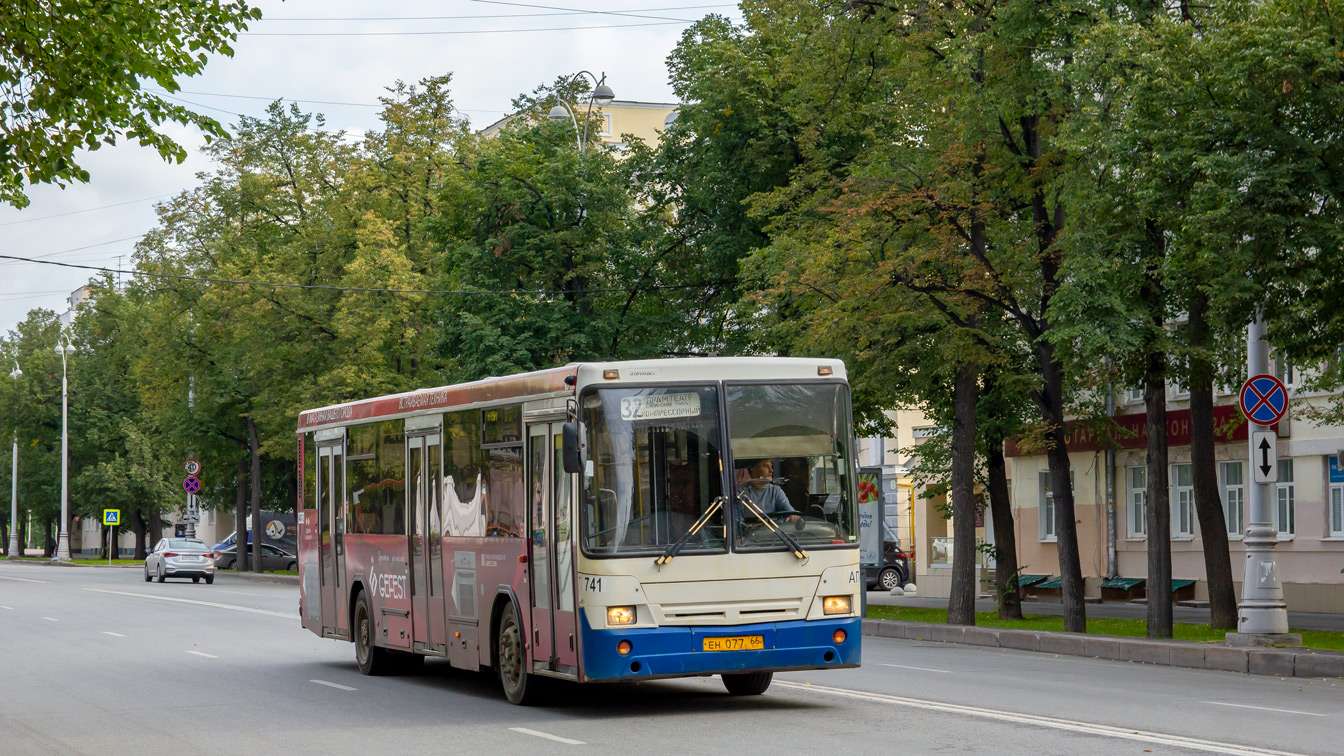 Sverdlovsk region, NefAZ-5299-20-32 # 741