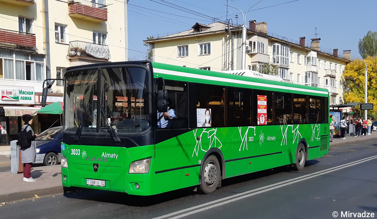 Almaty, LiAZ-5293.60 # 3033