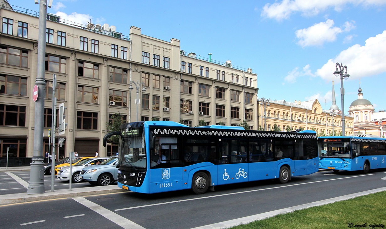Moscow, NefAZ-5299-40-52 # 161651