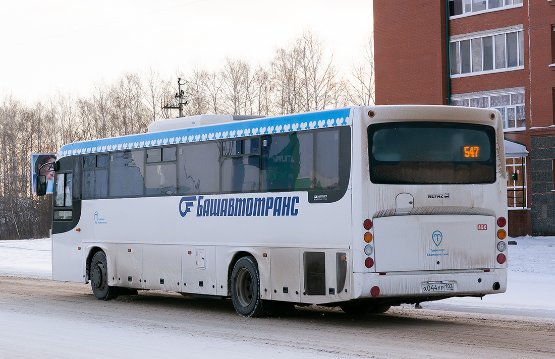 Bashkortostan, NefAZ-5299-17-52 # 5204