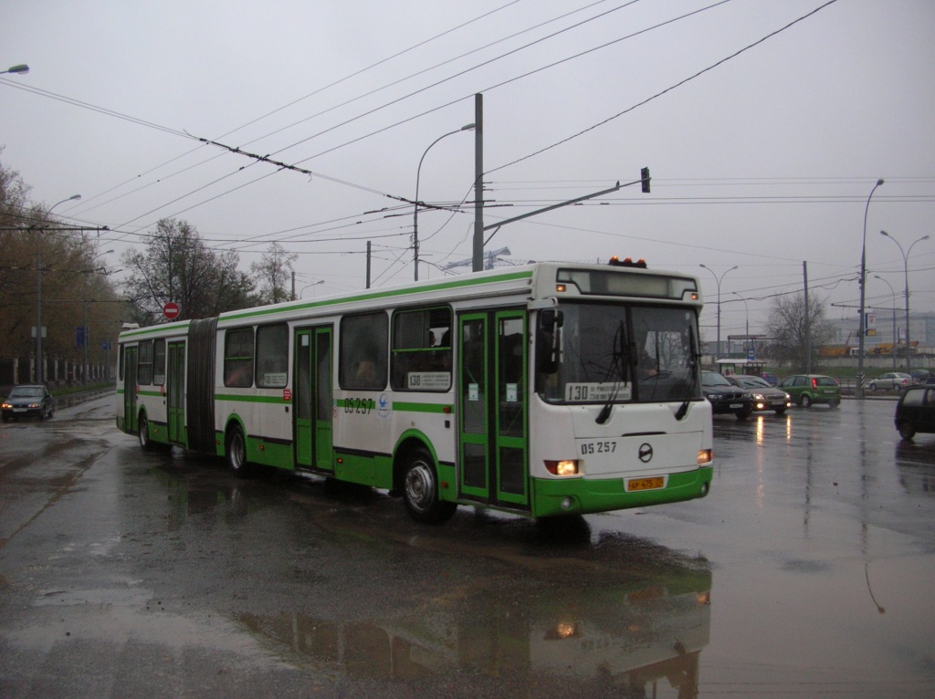 Москва, ЛиАЗ-6212.01 № 05257