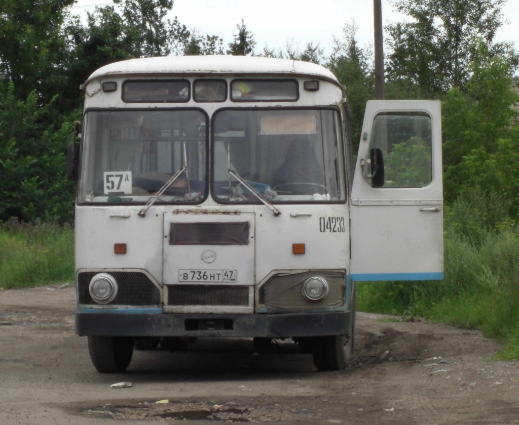 Leningrad region, LiAZ-677MB # 04233