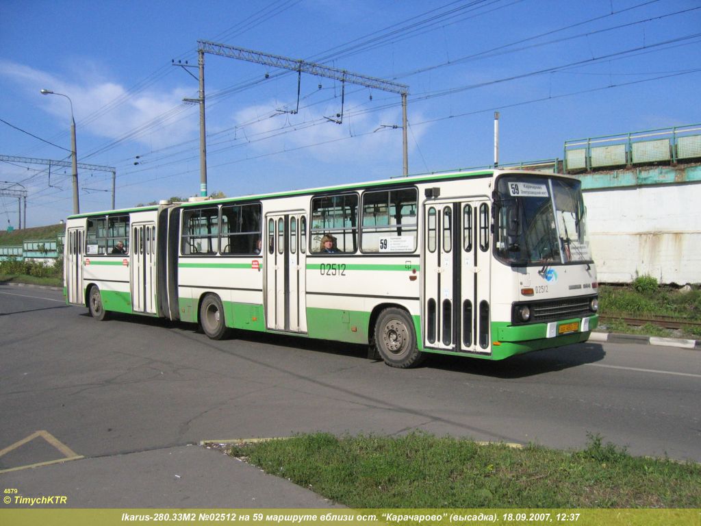 Moskva, Ikarus 280.33M č. 02512