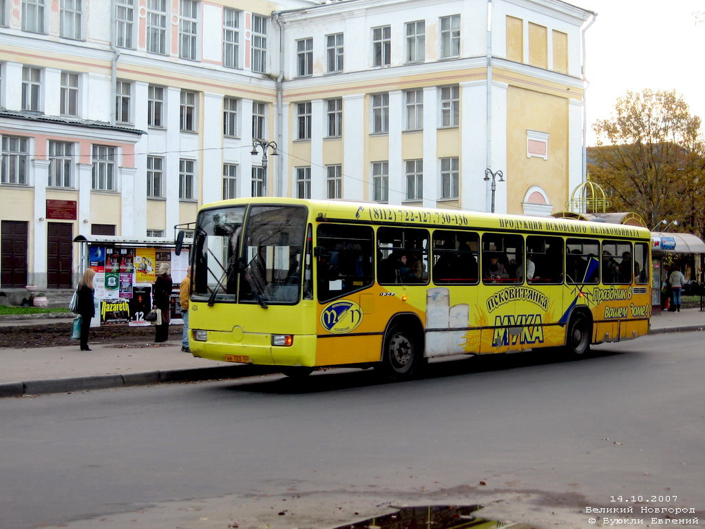 Новгородская область, Mercedes-Benz O345 № 424