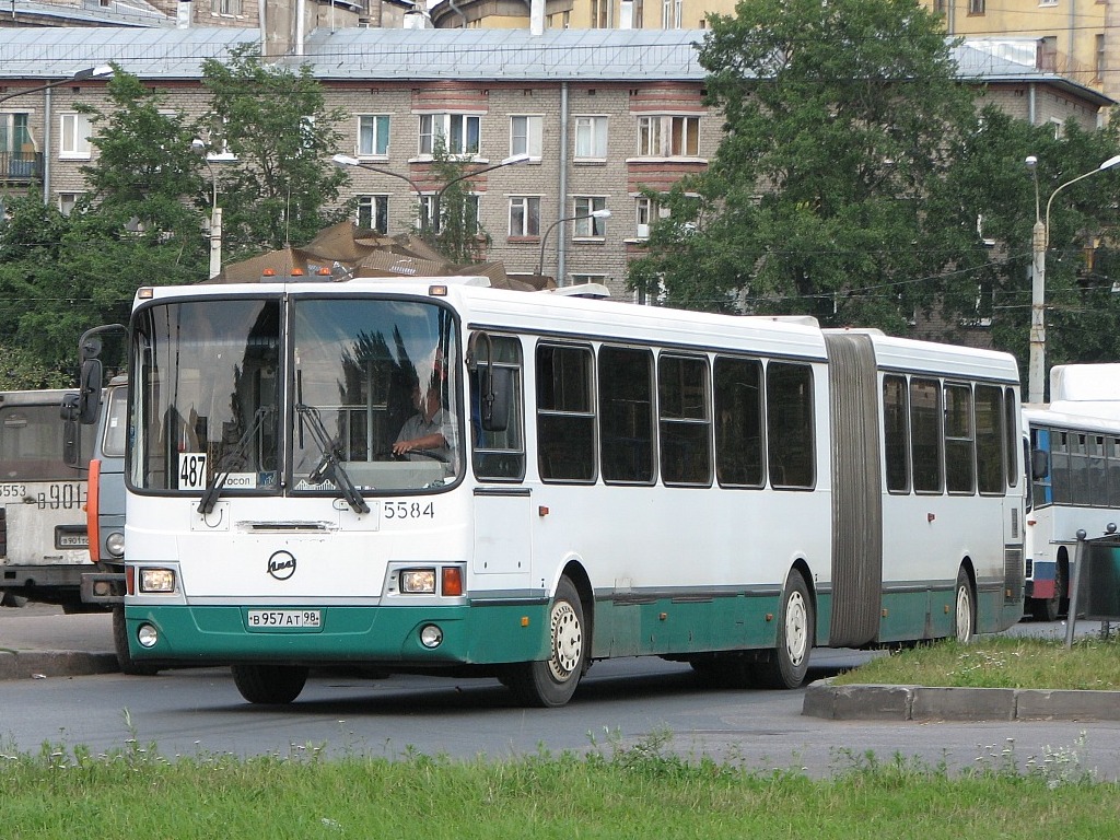 Sankt Petersburg, LiAZ-6212.00 Nr. 5584