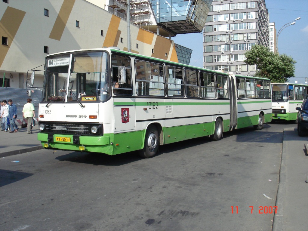 Moskva, Ikarus 280.33M č. 10162