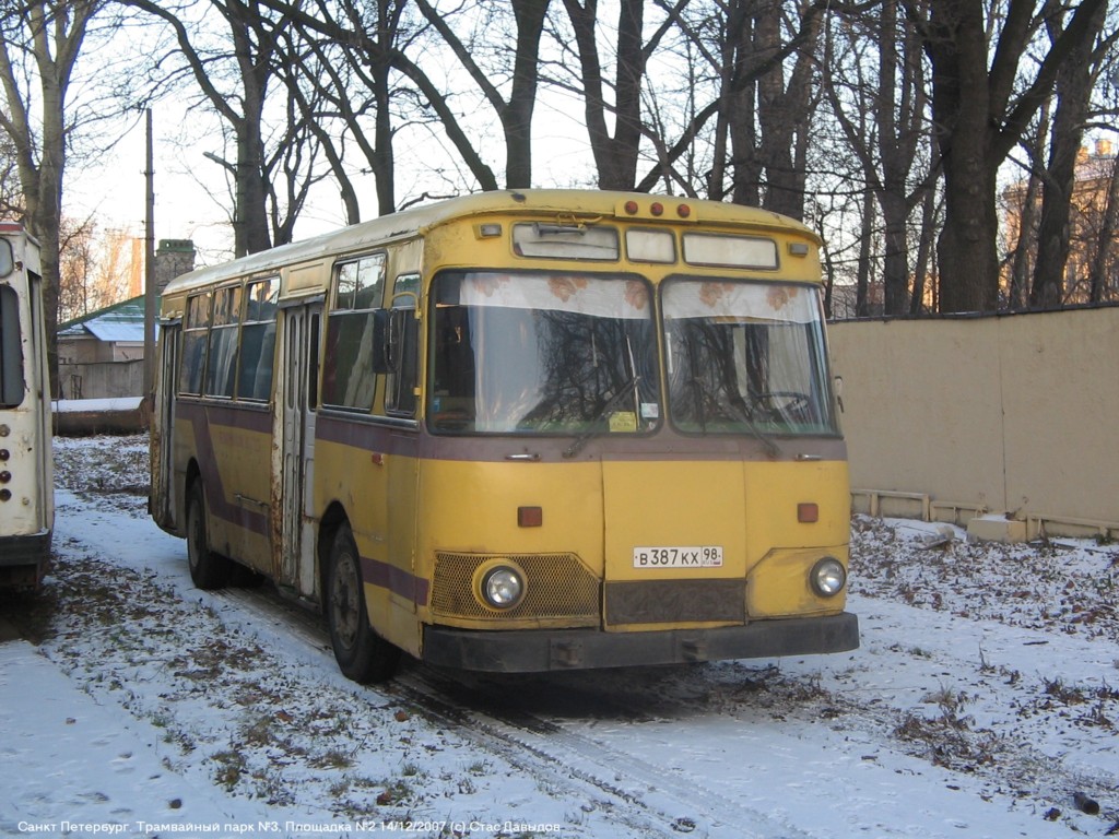 Санкт-Петербург, ЛиАЗ-677М № 7030; Санкт-Петербург — Выставка подвижного состава общественного транспорта (2007)