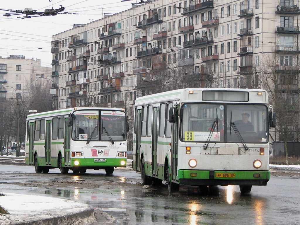 156 автобус оренбург. Автобус 156 СПБ.