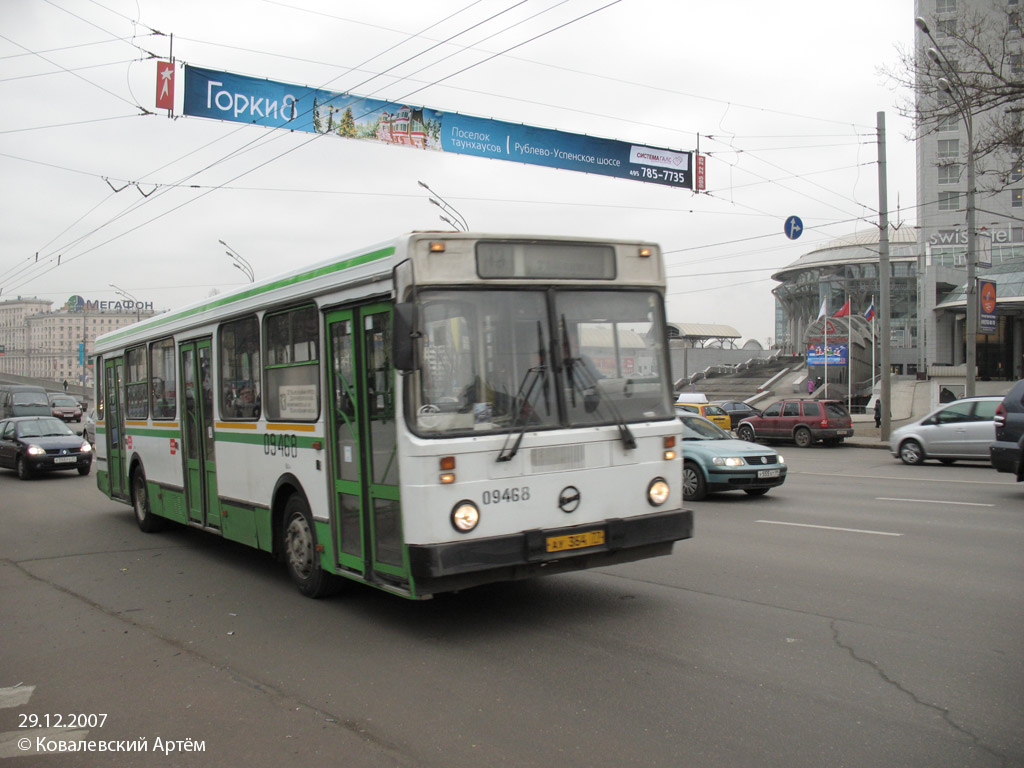 Москва, ЛиАЗ-5256.25 № 09468