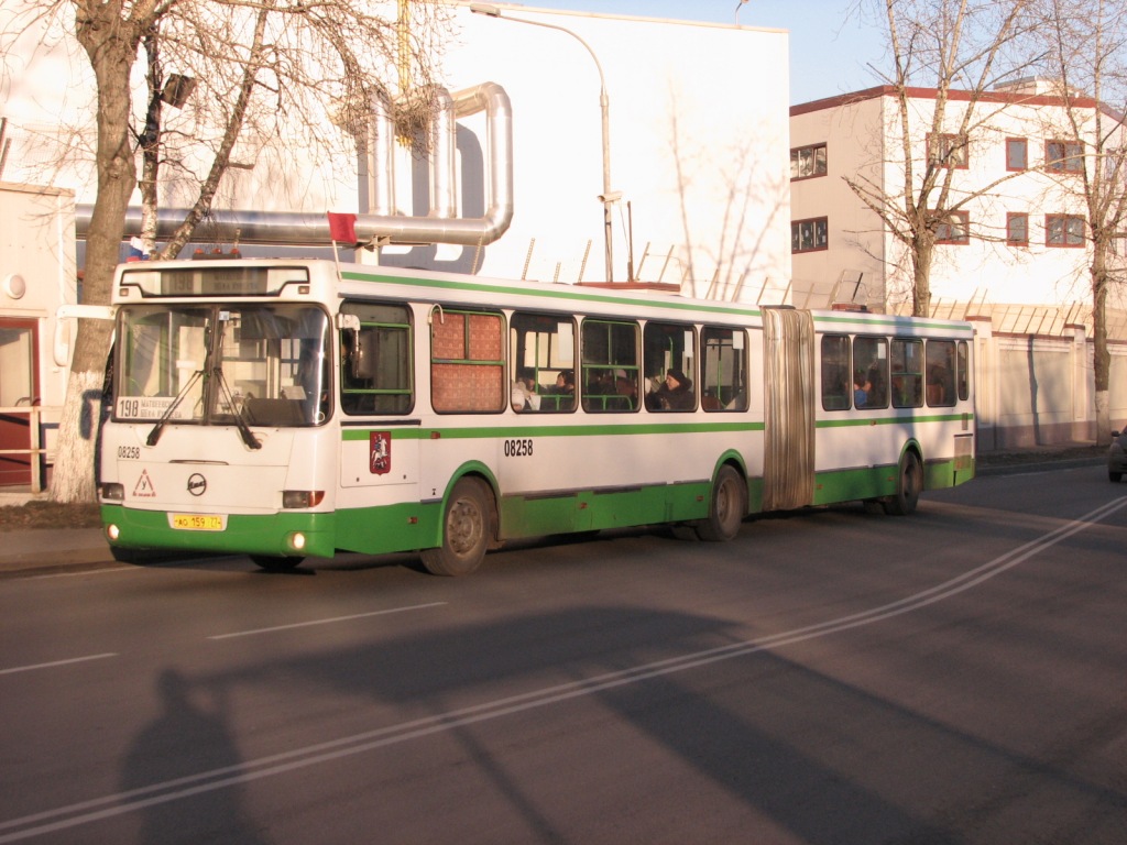 Москва, ЛиАЗ-6212.01 № 08258