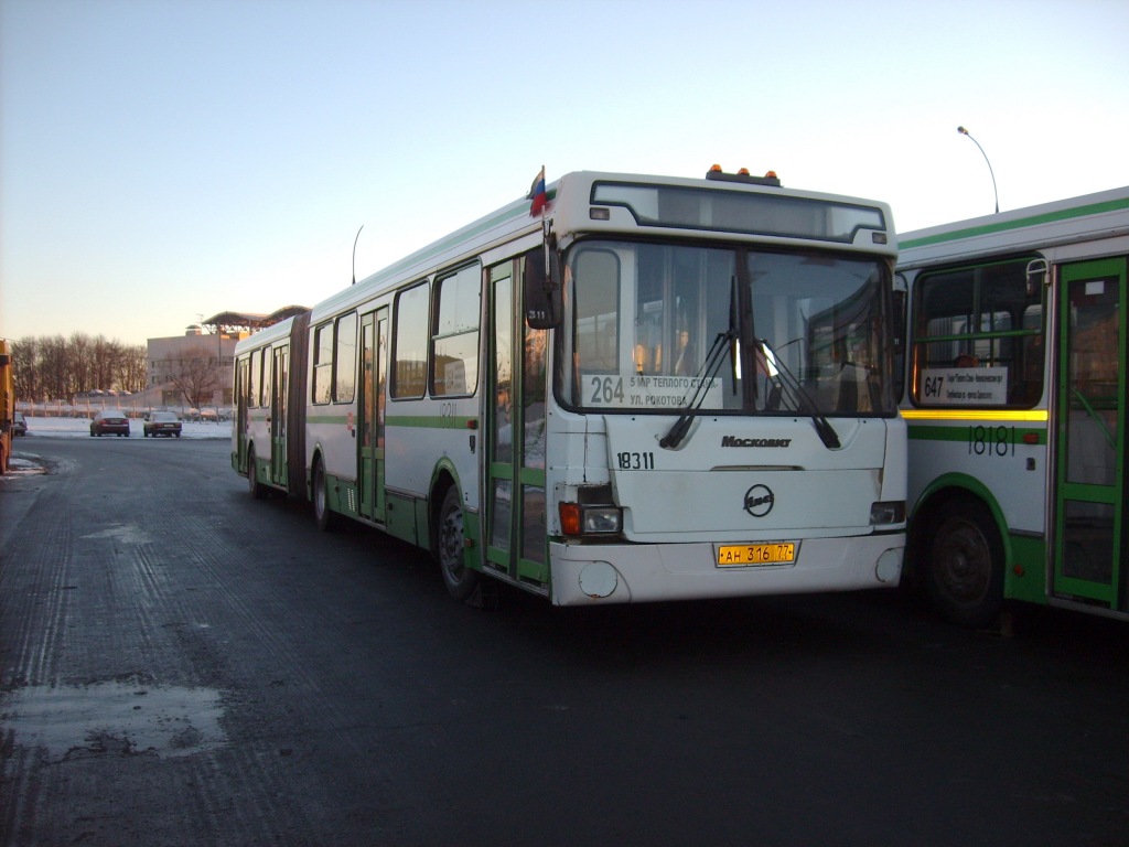 Moskau, LiAZ-6212.01 Nr. 18311