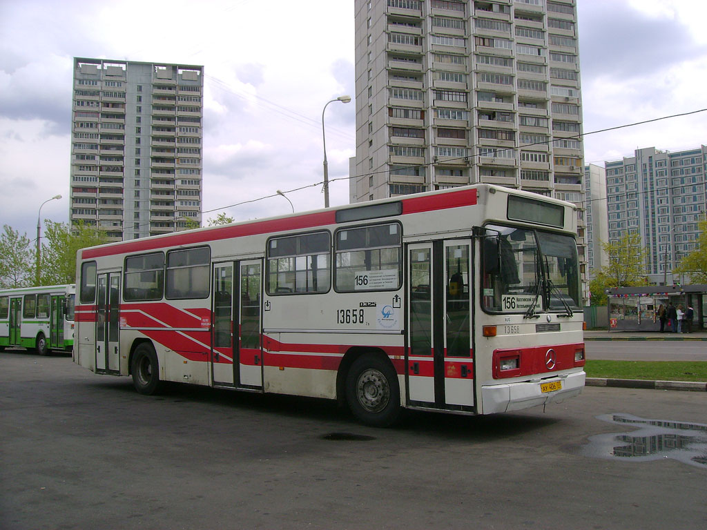 Москва, Mercedes-Benz O325 № 13658