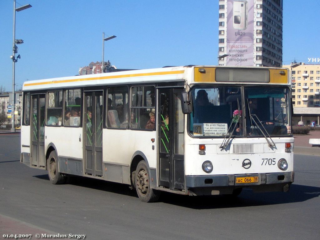 Санкт-Петербург, ЛиАЗ-5256.25 № 7705