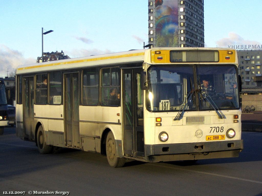 Санкт-Петербург, ЛиАЗ-5256.25 № 7708