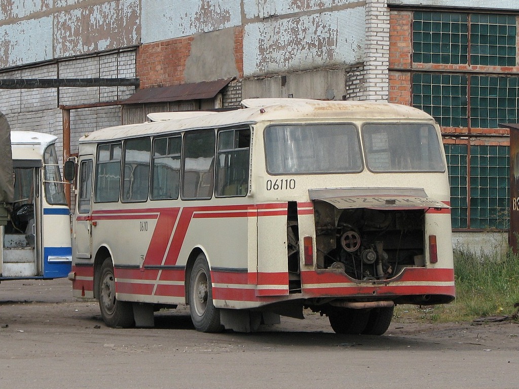 Ленинградская область, ЛАЗ-695Н № 06110