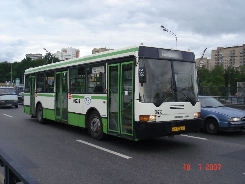 Москва, Ikarus 415.33 № 08239