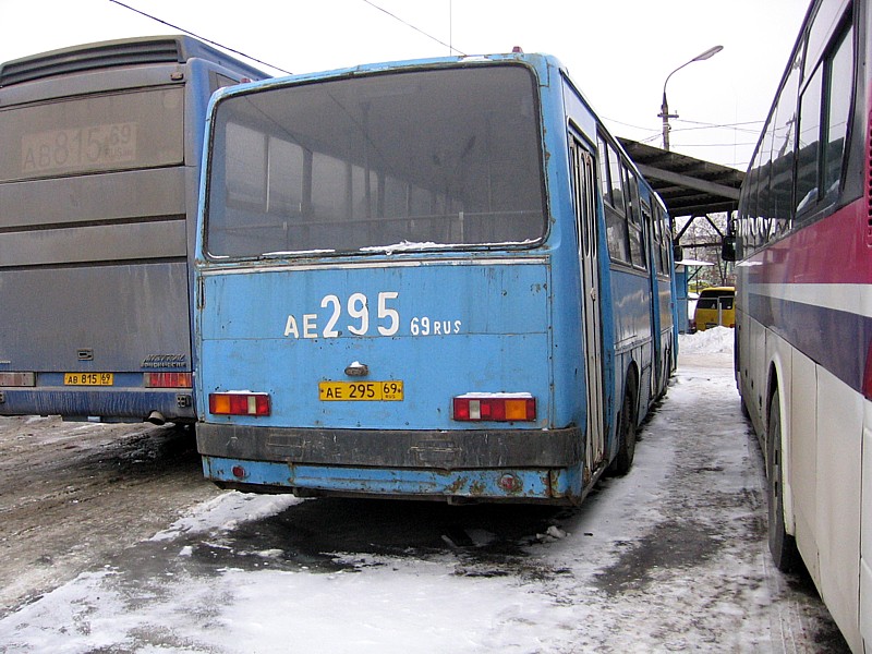 14 автобус тверь. Икарус 260.37. Тверской автобус.