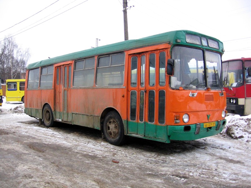 Цвярская вобласць, ЛАЗ-42021 № АЕ 329 69; Цвярская вобласць — Тверской автовокзал