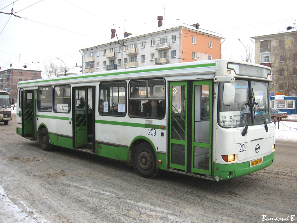 Архангельская область, ЛиАЗ-5256.40 № 209