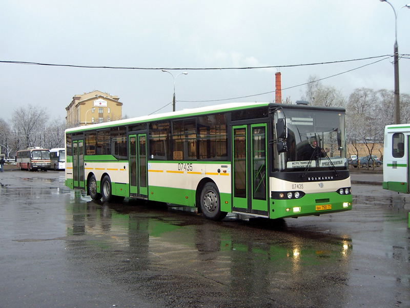 Moskau, Volgabus-6270.10 Nr. 07435